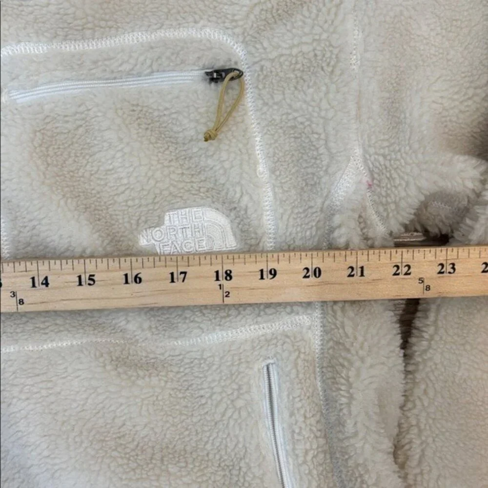 The North Face Women's Off-White Teddy Jacket SIZE MEDIUM CROPPED